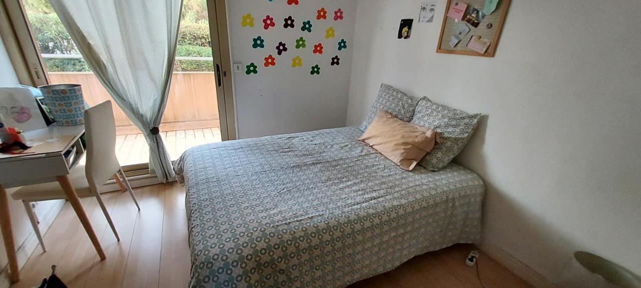 Chambre Lit 2 Personnes Dans Appartement Du Logeur Mandelieu La Napoule Ngoại thất bức ảnh